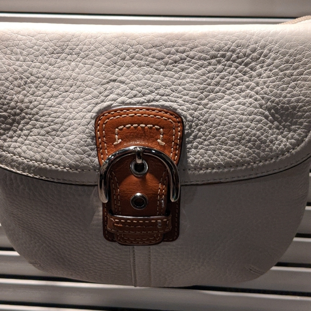 Coach Handbag - Picture 3 of 10